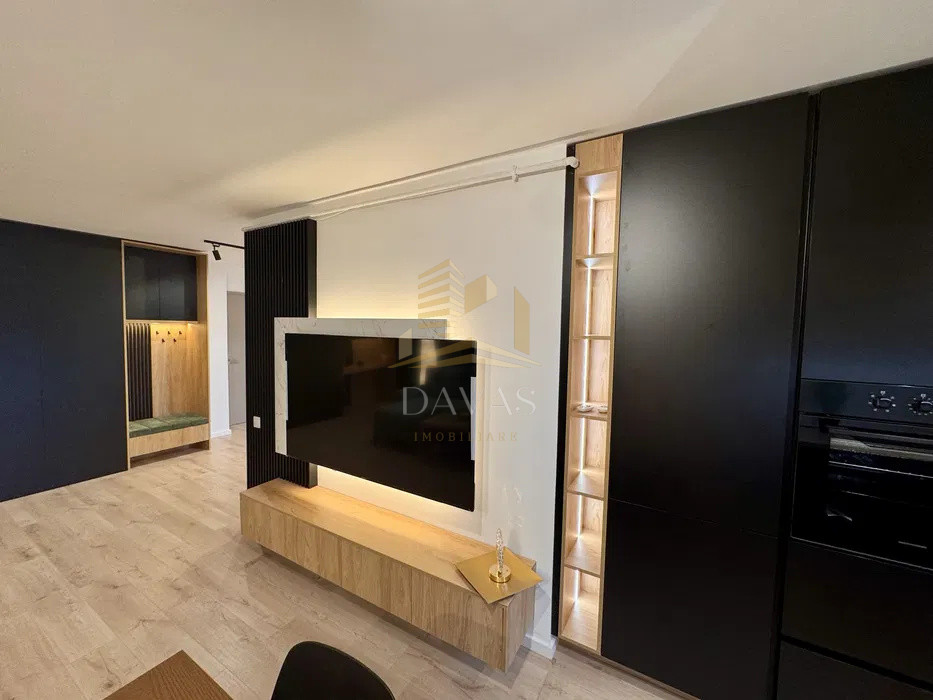 Apartament 2 camere semidecomandat LUX + Parcare subterana | Sopor