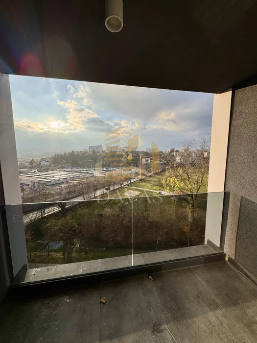 Apartament 2 camere semidecomandat LUX + Parcare subterana | Sopor