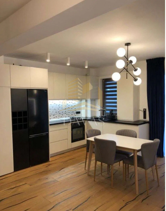 Apartament 2 camere semidecomandat LUX + Parcare subterana | + Terasa