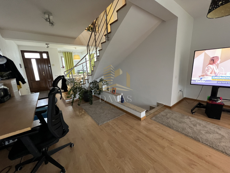 Casa de inchiriat | Borhanci |  Teren generos - 1500 mp 