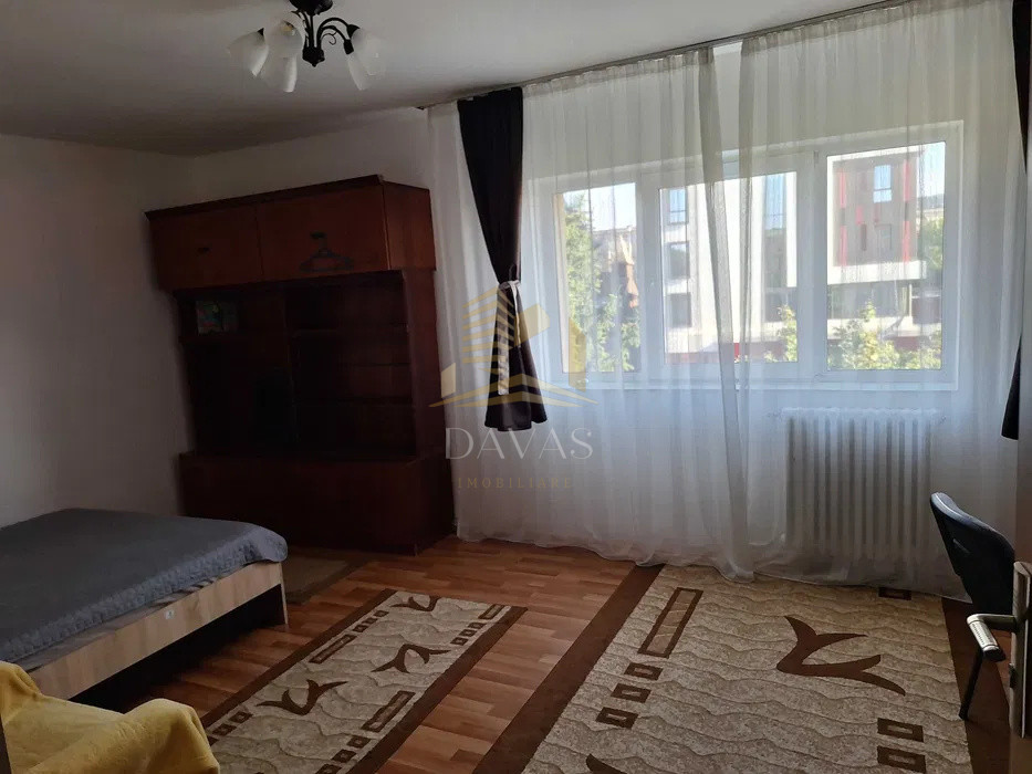 Apartament decomandat cu  2 camere | Zorilor | Gh. Dima