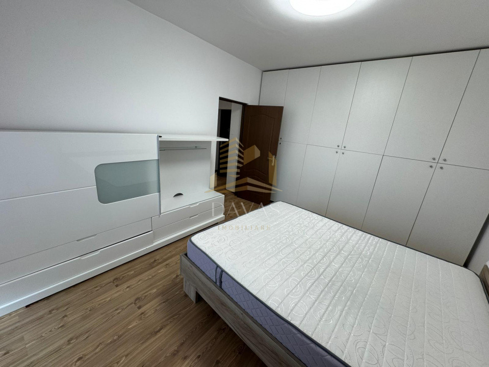 Apartament 3 camere semidecomandat + Parcare subterana | Zorilor