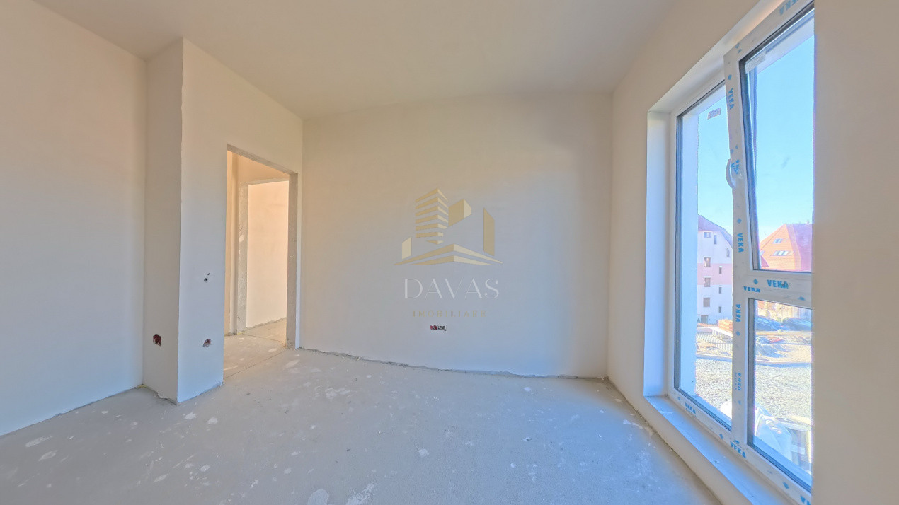 Apartament în bloc Nou de 3 camere - Parcare | Baciu 