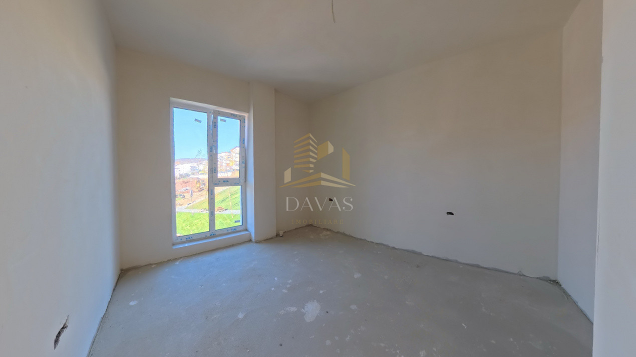 Apartament în bloc Nou de 3 camere - Parcare | Baciu 