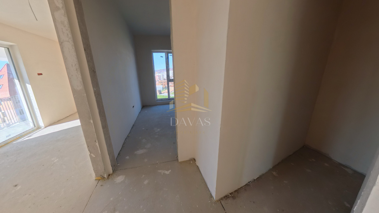 Apartament în bloc Nou de 3 camere - Parcare | Baciu 