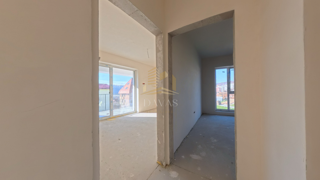 Apartament în bloc Nou de 3 camere - Parcare | Baciu 