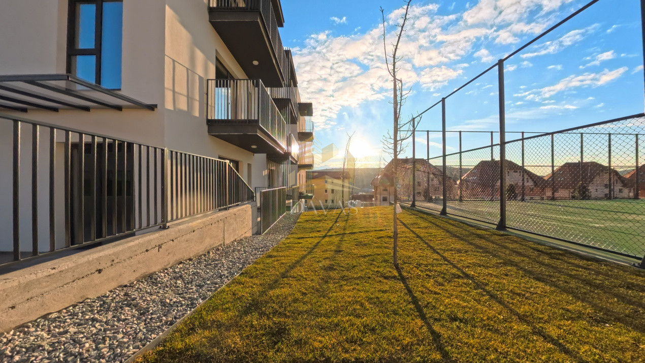 Apartament în bloc Nou de 3 camere - Parcare | Baciu 