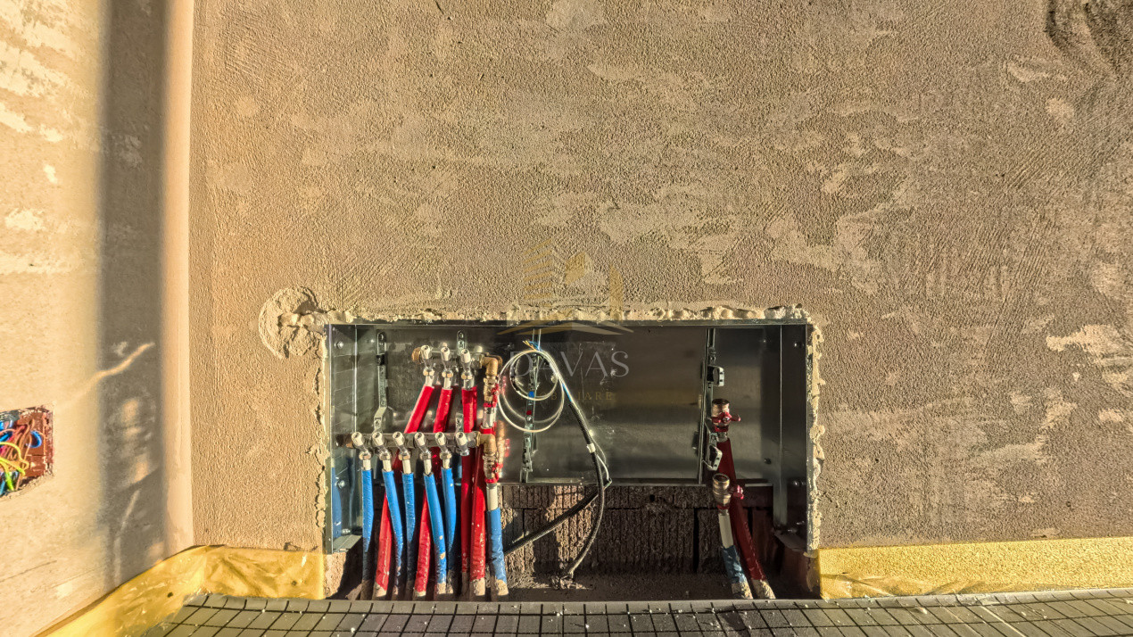 Apartament în bloc Nou de 3 camere - Parcare | Baciu 