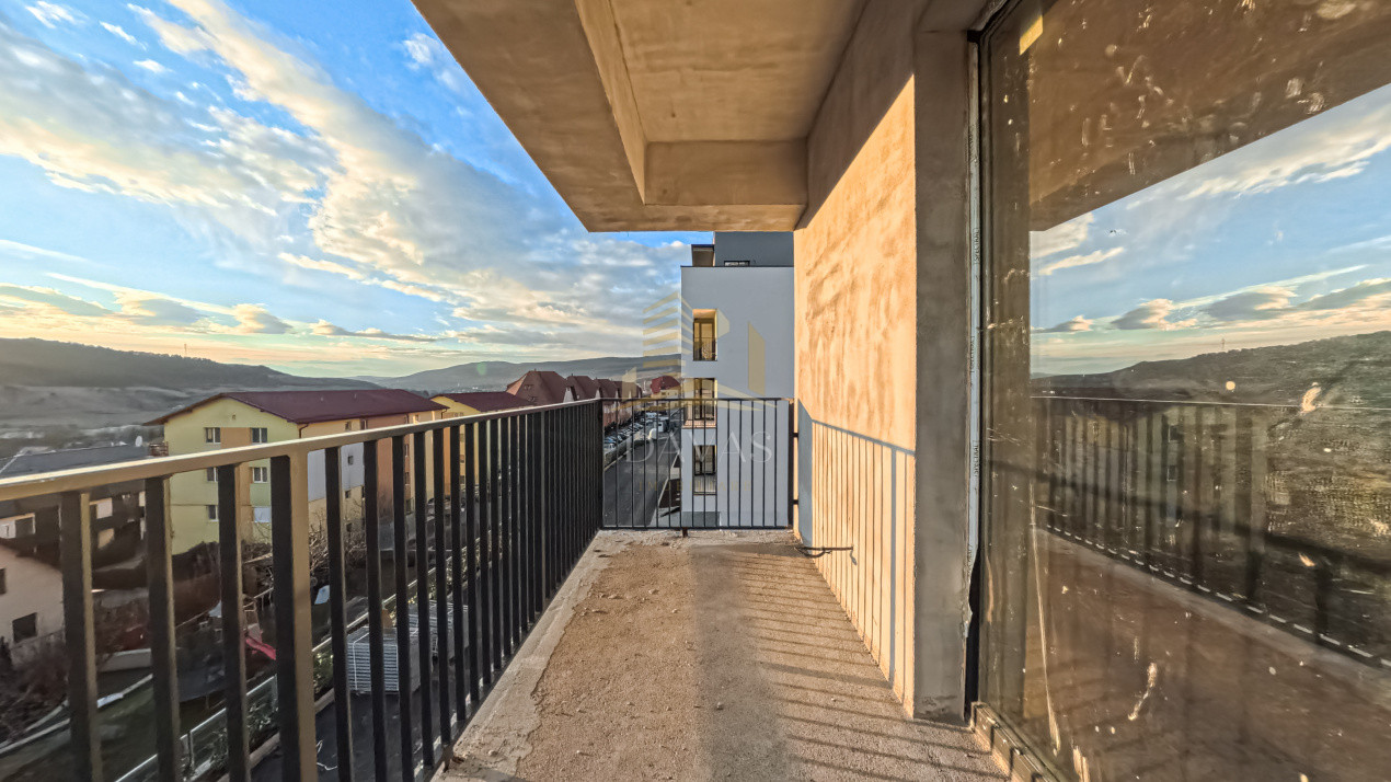 Apartament în bloc Nou de 3 camere - Parcare | Baciu 