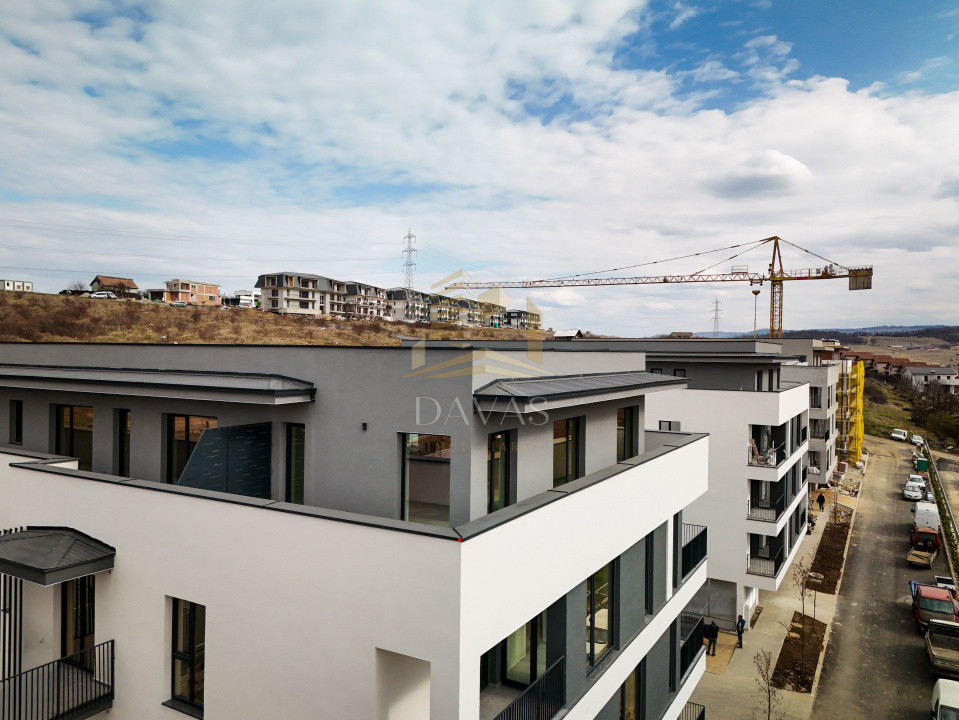 Apartament în bloc Nou de 4 camere - Parcare | Baciu 