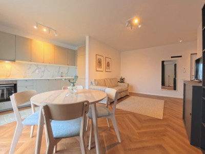 Apartament de 2 camere semidecomandat | Între Lacuri 