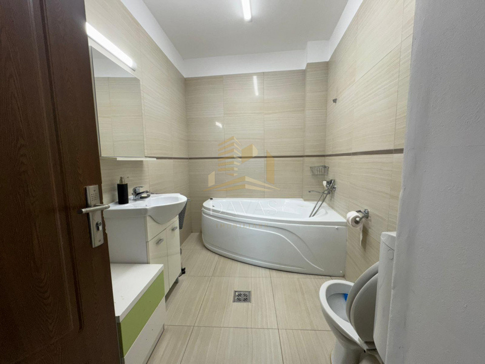 Apartament 3 camere semidecomandat |2 parcări subterane incluse in preț |Zorilor