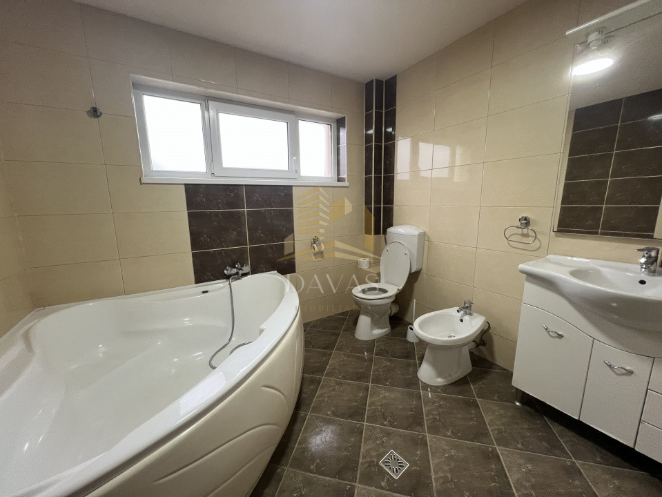 Duplex de inchiriat | 5 camere - 150 mp | 2 intrari separate