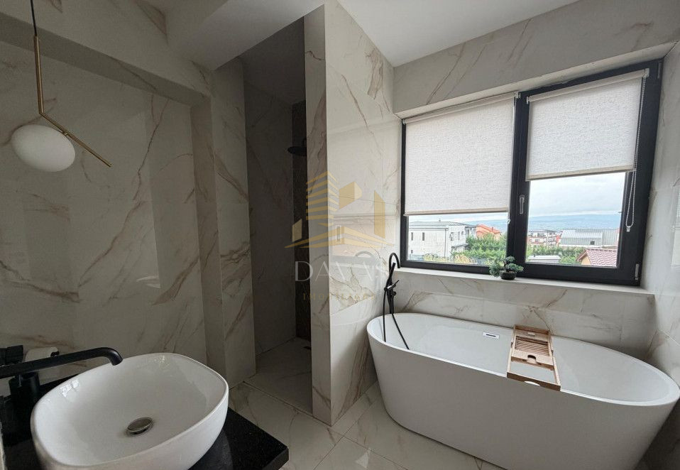 Casa de inchiriat cu 4 camere - ideala pentru o familie | Voronet | Petfriendly