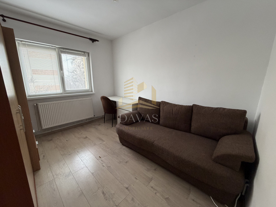 Apartament 3 camere decomandat + Parcare inclusă | Manastur