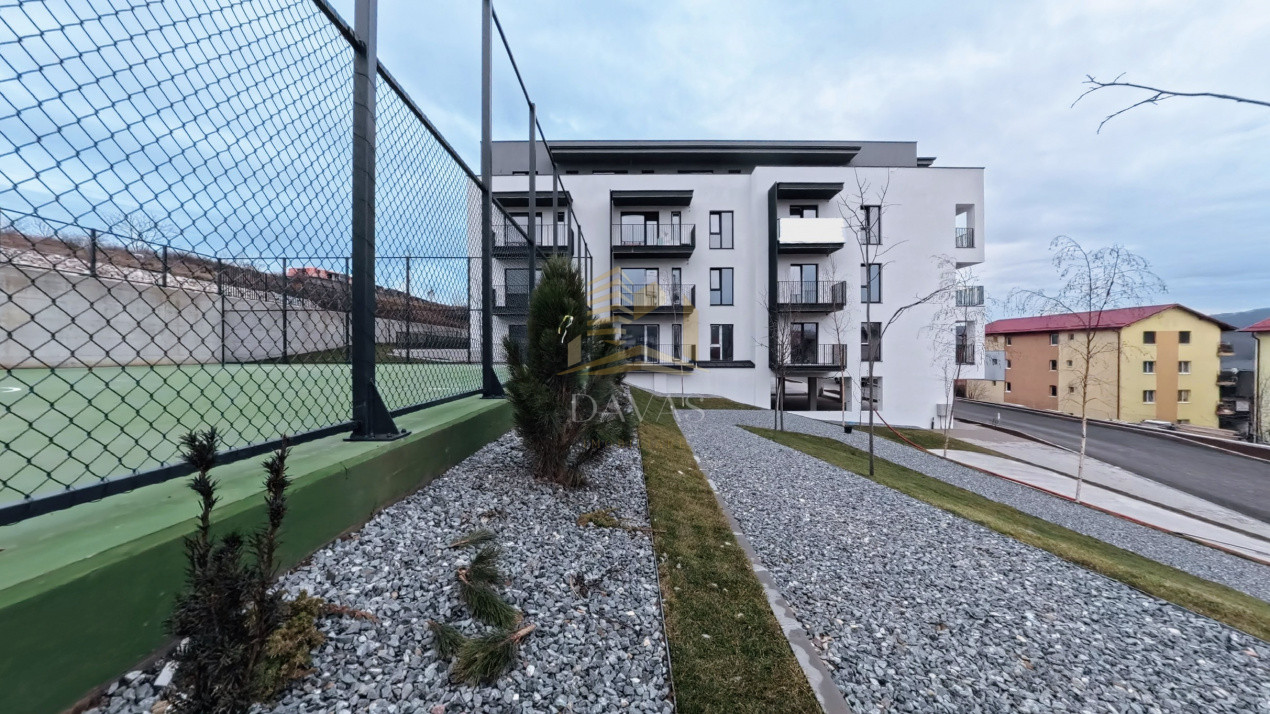 Apartament în bloc Nou de 3 camere - Parcare | Baciu 