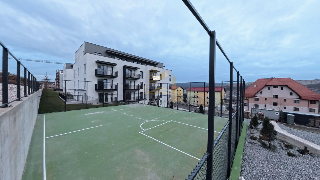 Apartament în bloc Nou de 3 camere - Parcare | Baciu 