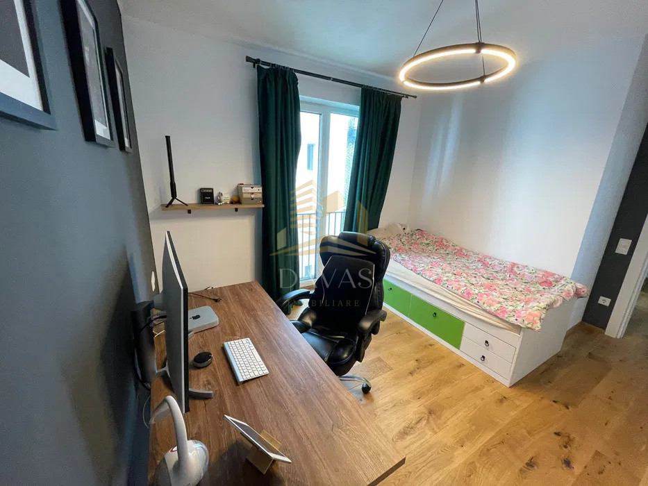 Apartament 4 camere decomandat + garaj inclus in preț | LUX | Europa