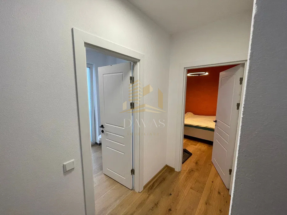 Apartament 4 camere decomandat + garaj inclus in preț | LUX | Europa