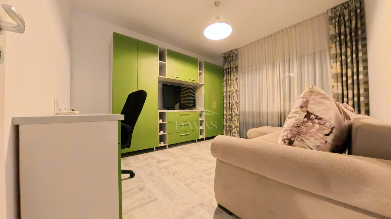 Apartament de 2 camere decomandate + parcare  | Zorilor 