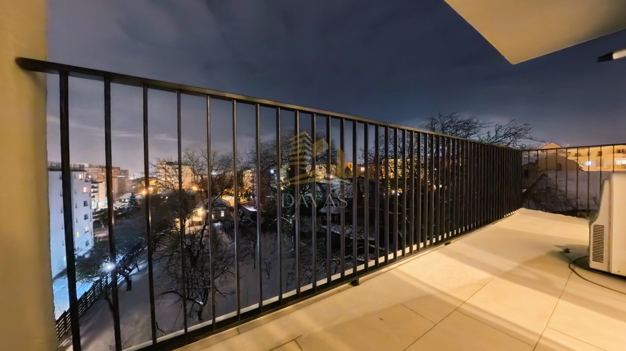 Apartament de 2 camere decomandate + parcare  | Zorilor 