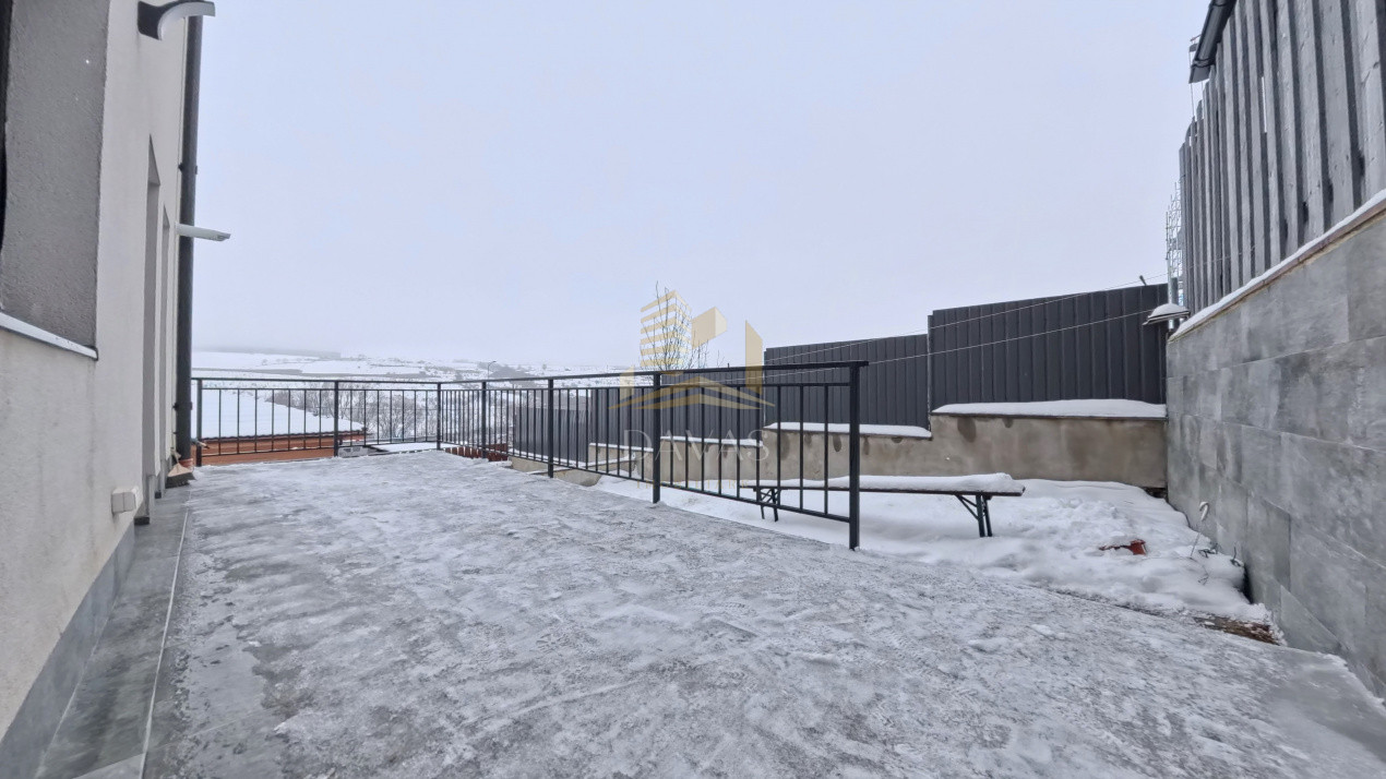 Duplex de inchiriat | 4 camere | Valea Chintaului 