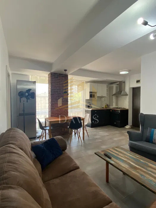 Apartament deosebit cu 2 camere semidecomandat | Modern