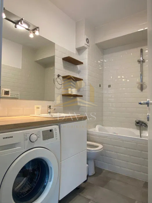 Apartament deosebit cu 2 camere semidecomandat | Modern