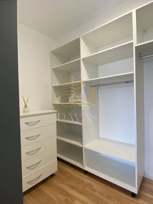 Apartament deosebit cu 2 camere semidecomandat | Modern