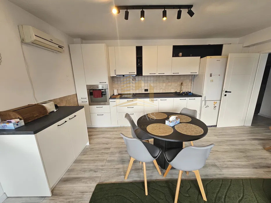 Apartament 3 camere decomandat + Garaj inclus in preț | Zorilor