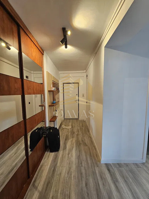 Apartament 3 camere decomandat + Garaj inclus in preț | Zorilor