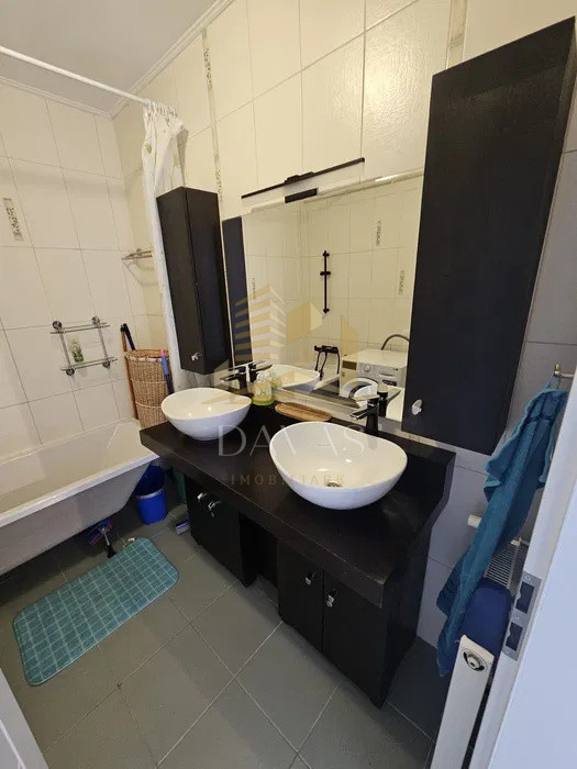 Apartament 3 camere decomandat + Garaj inclus in preț | Zorilor