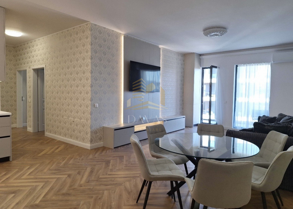 Apartament de 3 camere semidecomandat | Frunzișului | Vedere Panoramica