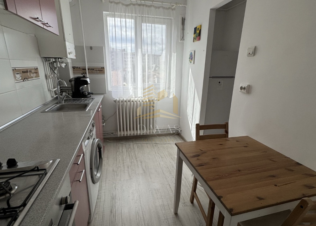 Apartament de 2 camere decomandat | str. S. Albini