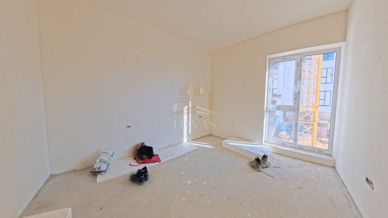 Apartament de 3 camere semidecomandat | Baciu 