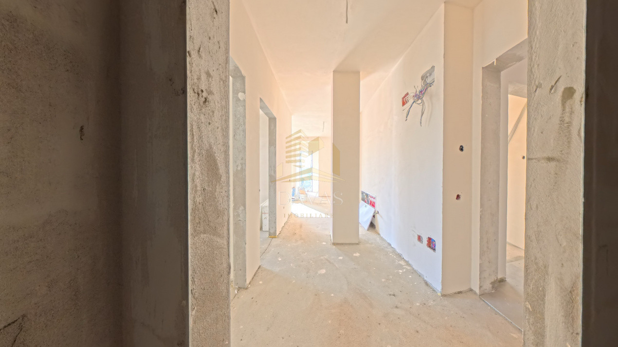 Apartament de 3 camere semidecomandat | Baciu 