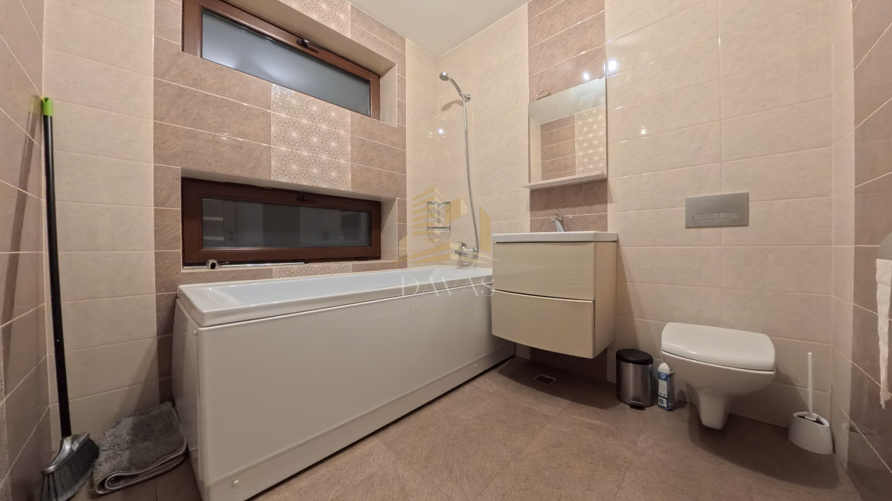 Casa individuala cu 5 camere de închiriat | Campului - 5 camere