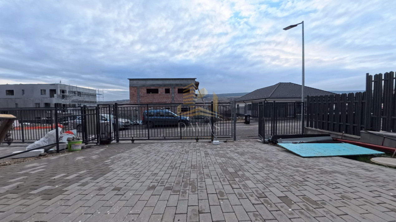 Duplex de inchiriat | 4 camere | Iris | Predare la cheie - Prima inchiriere