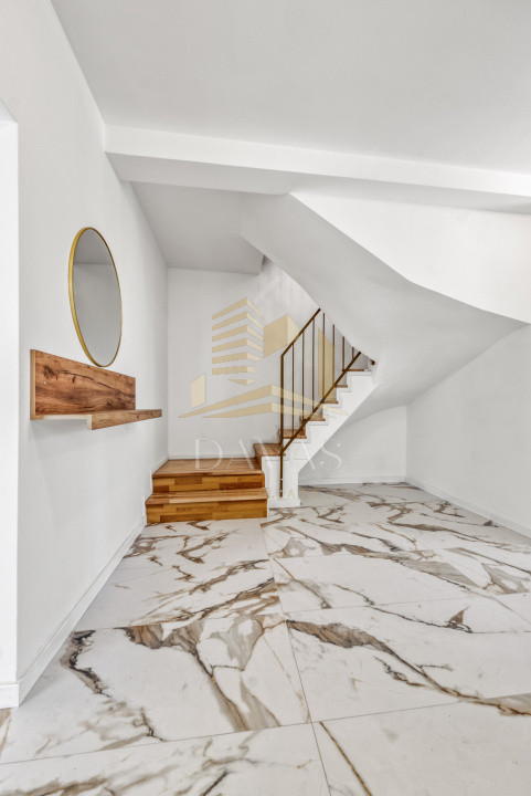 Duplex de inchiriat | 4 camere | Iris | Predare la cheie - Prima inchiriere