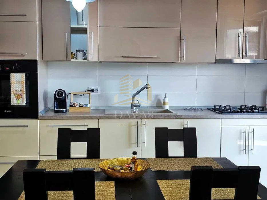 Apartament MODERN cu 2 camere decomandat | Buna ziua | Parcare subterana inclusă