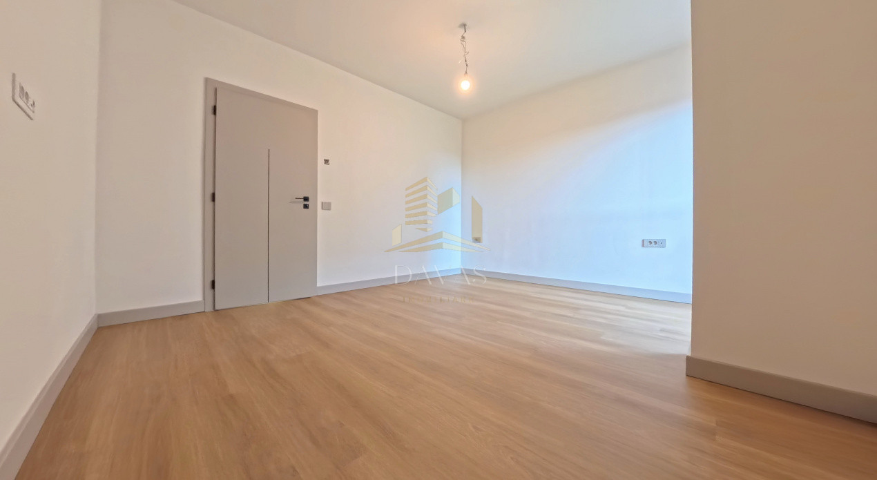 Apartament de 3 camere semidecomandat | Elite Junior