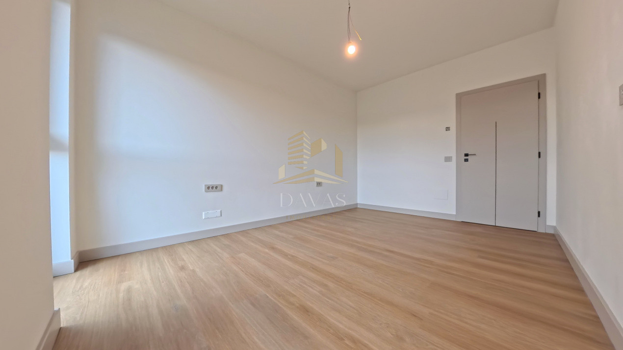 Apartament de 3 camere semidecomandat | Elite Junior