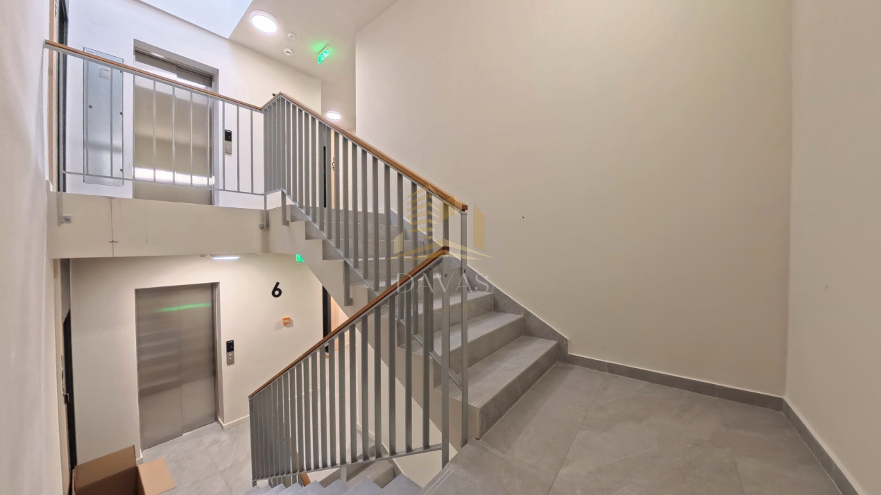 Apartament de 3 camere semidecomandat | Elite Junior