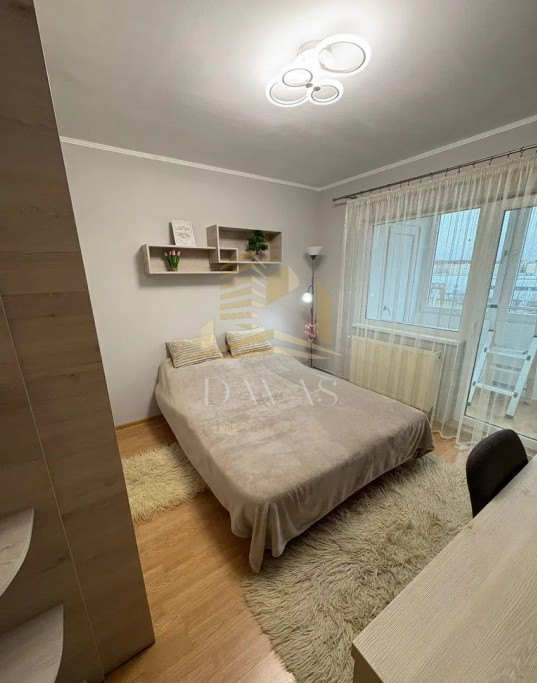 Apartament 3 camere semidecomandat + Parcare inclusă | Aurel Vlaicu