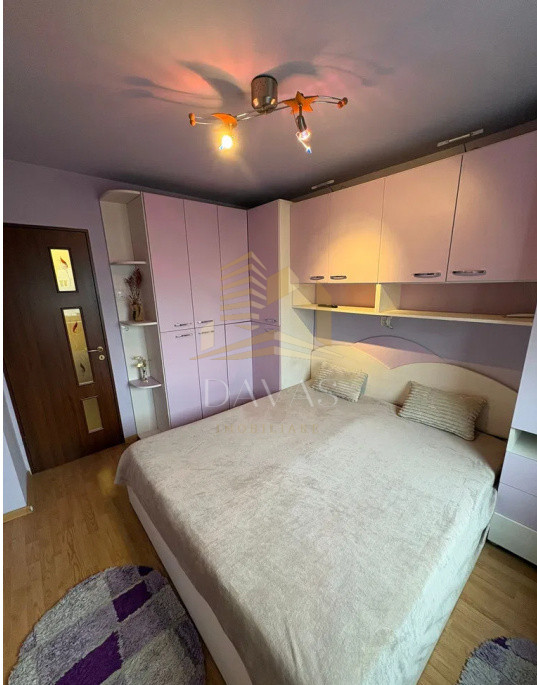 Apartament 3 camere semidecomandat + Parcare inclusă | Aurel Vlaicu