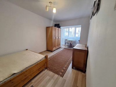 Garsoniera | etaj intermediar + balcon | Centrala proprie | Marasti