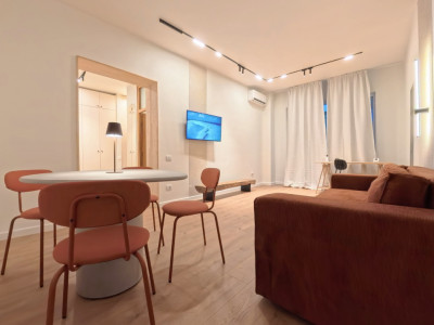 Apartament de 2 camere semidecomandat | Gruia 