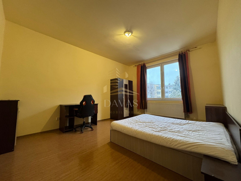 Apartament generos ( 160 MP ) cu 5 camere decomandat | Manastur