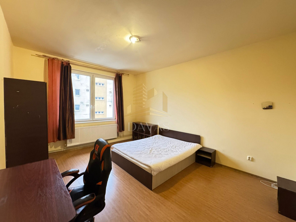 Apartament generos ( 160 MP ) cu 5 camere decomandat | Manastur