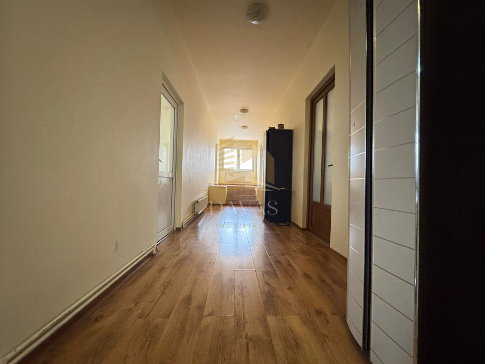 Apartament generos ( 160 MP ) cu 5 camere decomandat | Manastur